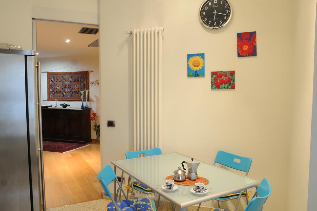 Zeus Rooms Superior Florence Exterior photo